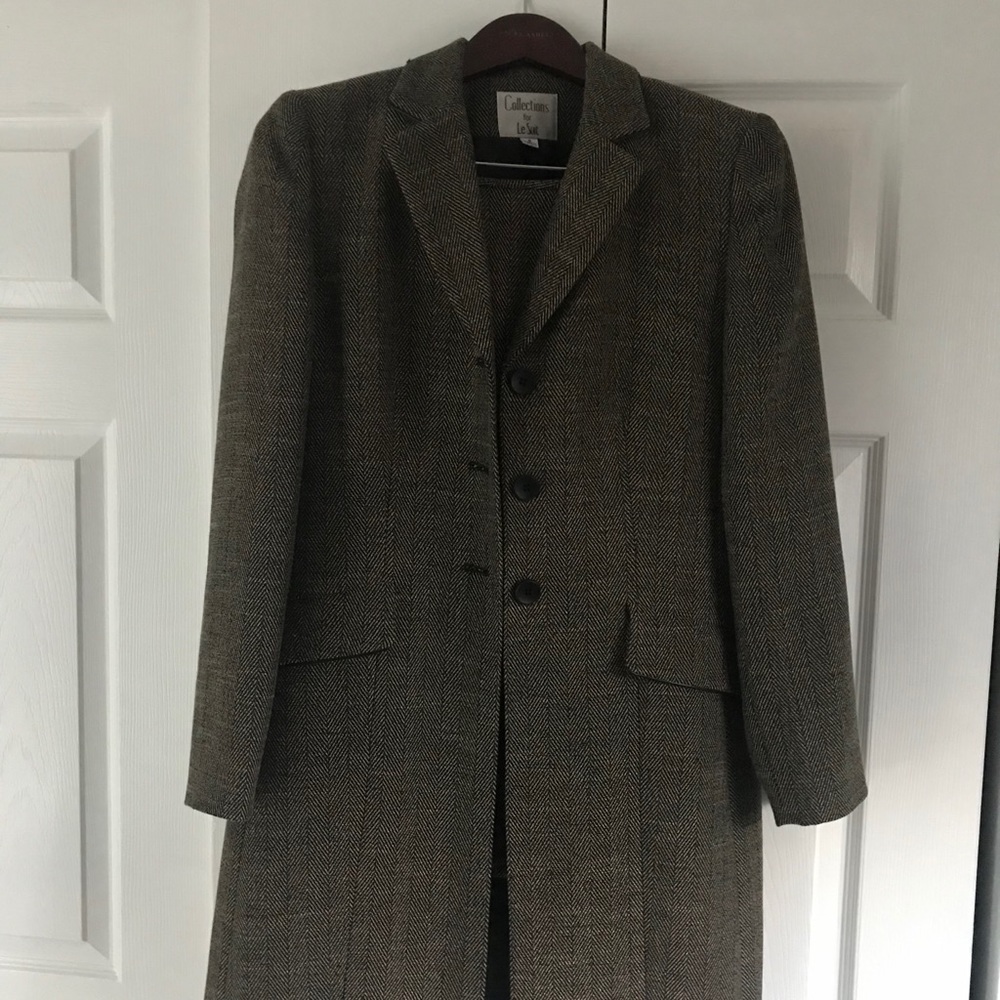 Le Suite jacket and skirt